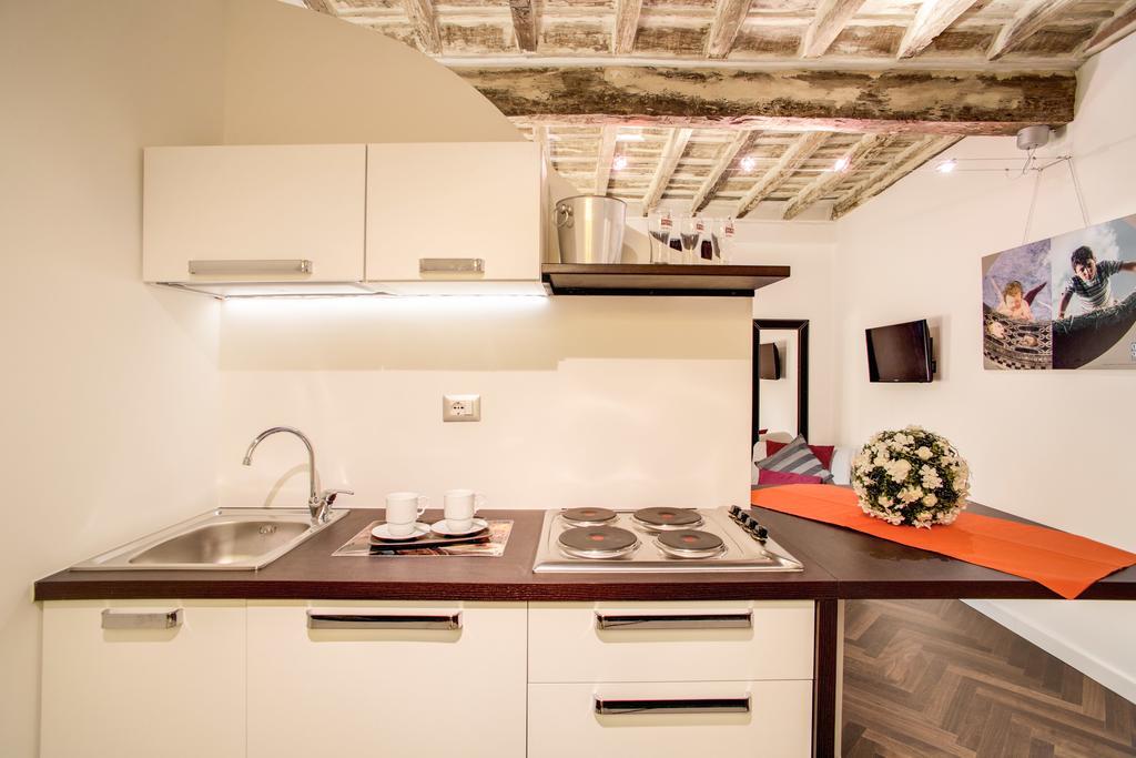Orso Luxury Apartment Róma Szoba fotó
